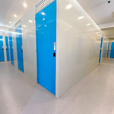 モアストレージ王子駅前